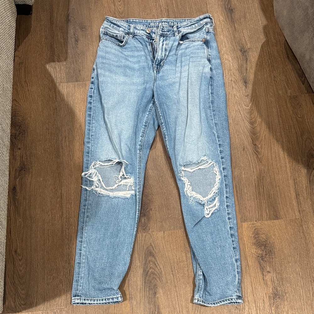 American Eagle Outfitters Light Blue Ripped Skinny Jeans
